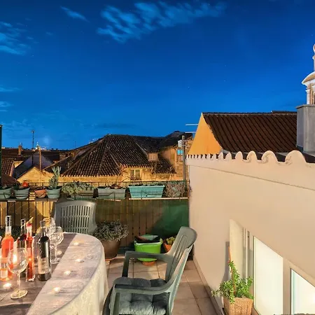 Poetry House 4* Split