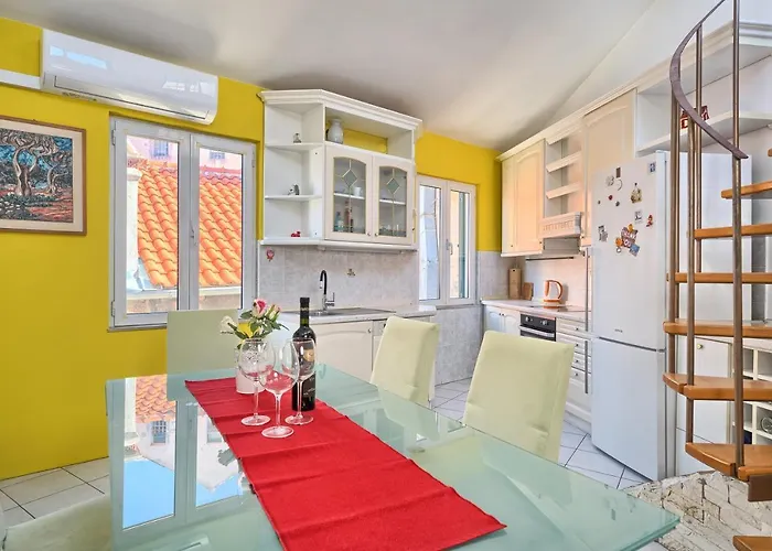 Guest house Poetry House 4*