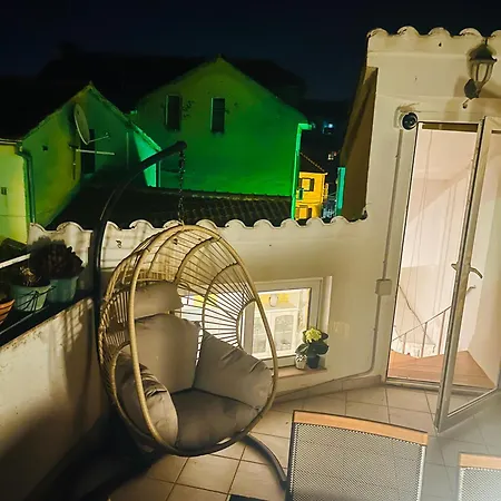 Гостьовий будинок Poetry House 4*